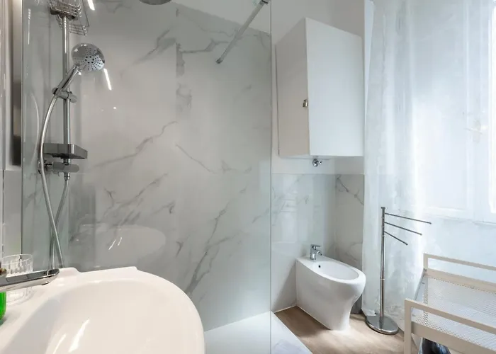 Via Pavia Location And Comfort 3 Bedrooms Apartment *